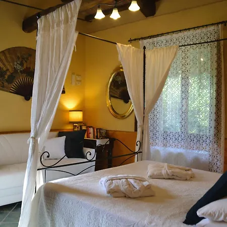 Dom wakacyjny Oasi Lignana Tuscan Borgo In Exclusive Use Pescia