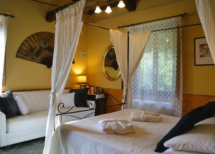 Dom wakacyjny Oasi Lignana Tuscan Borgo In Exclusive Use Pescia